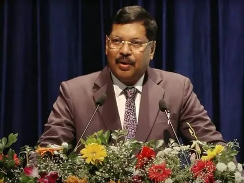 Waqf Amedment Act: वक्फ साँसोधन कानून पर फ़ैसलें से पहले CJI गवई को थमाई गई चिट्ठी ?